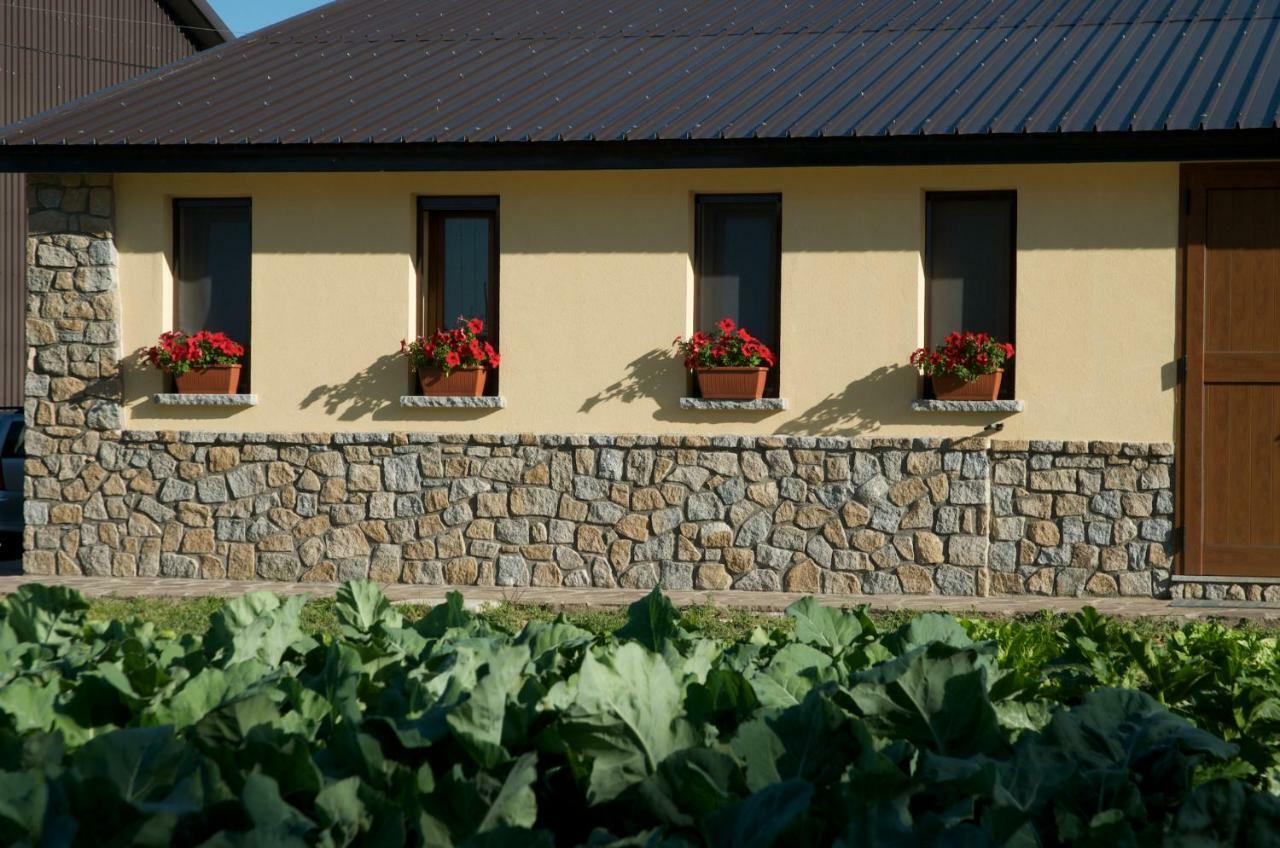 Agriturismo Fiorella Camigliatello Silano Bagian luar foto