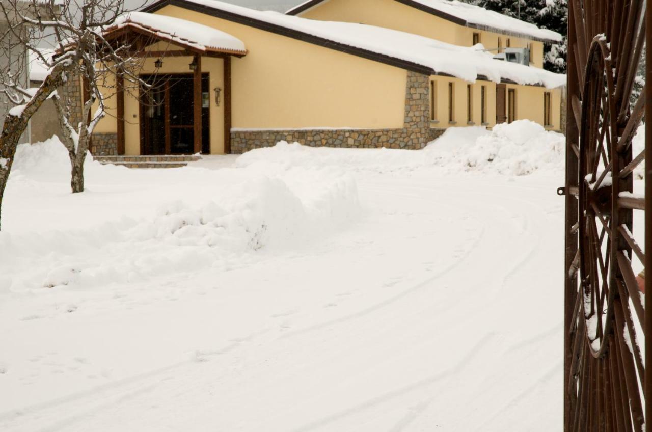 Agriturismo Fiorella Camigliatello Silano Bagian luar foto