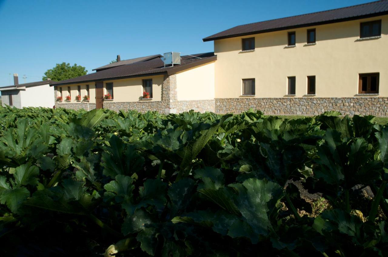 Agriturismo Fiorella Camigliatello Silano Bagian luar foto